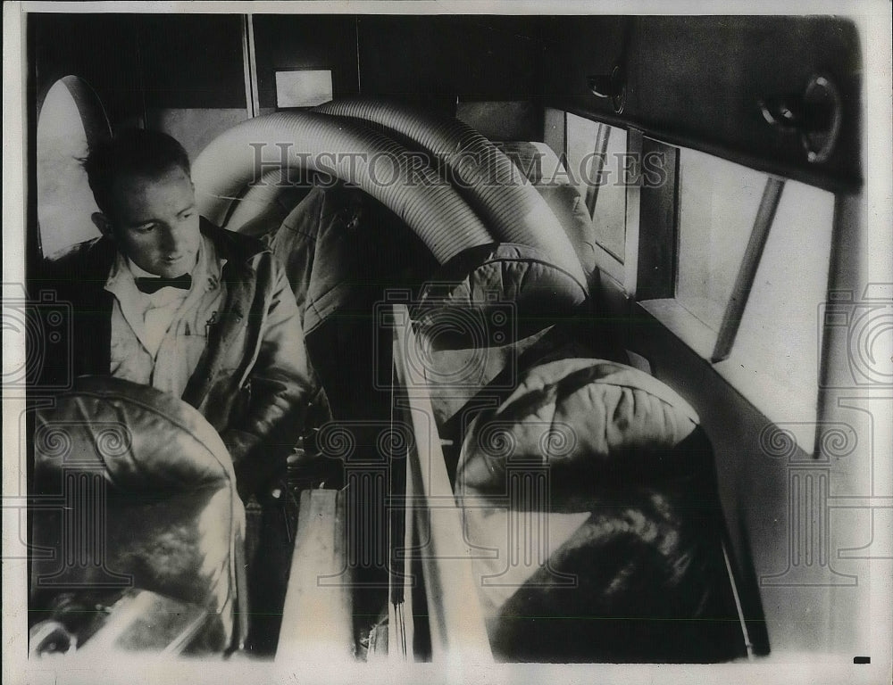 1933 Only Portable Oxygen Room in Existence  - Historic Images