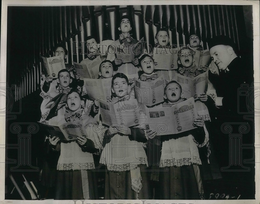 1938 Press Photo Little Choristers of St Philomena School - nea38705 - Historic Images