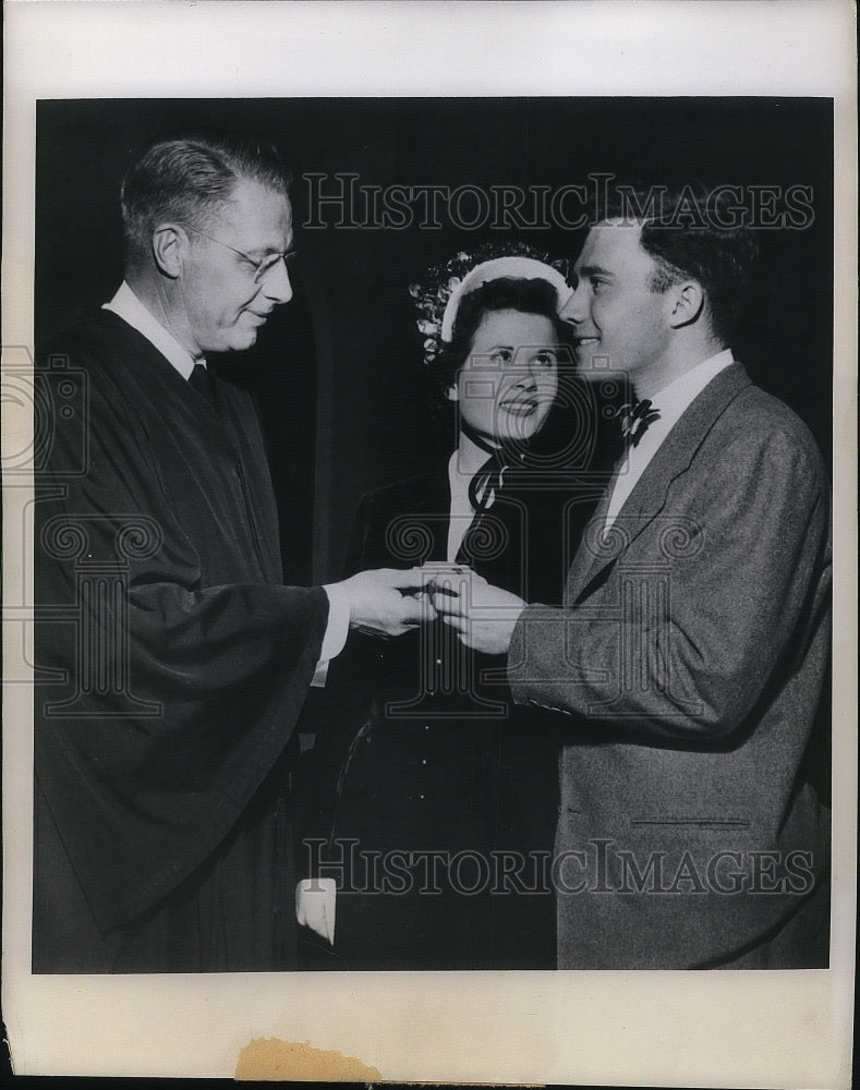1949 Rev James Ostergren Marries Former Miss America Jacque Mercer - Historic Images