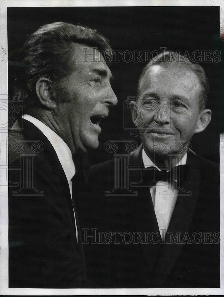 1971 The Dean Martin Show Host Performing With Bing Crosby - Historic Images