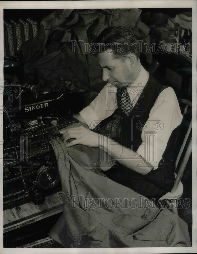 1940 Press Photo Buttonholes Of Near Complete Shirt Sewn By Man For Officer - Historic Images