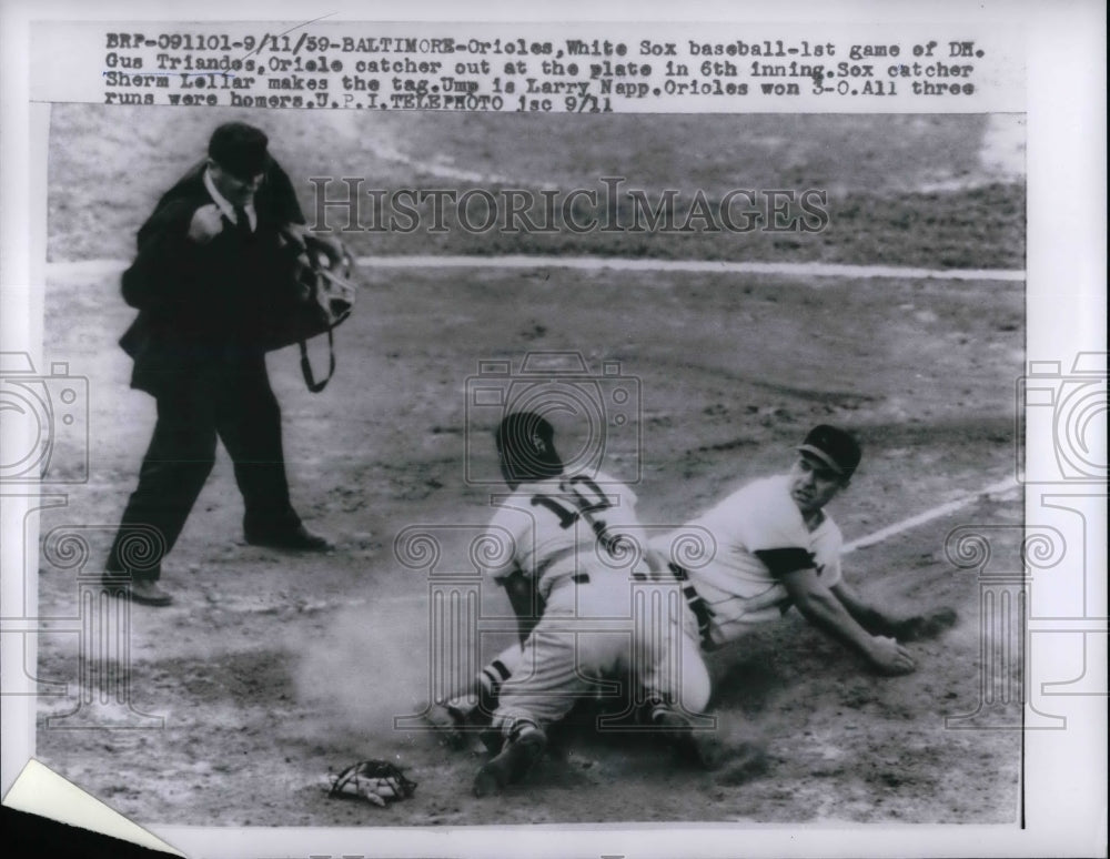 1959 Press Photo Gus Triandes, Baltimore Orioles, Sherm Lollar, Boston Red Sox-Historic Images