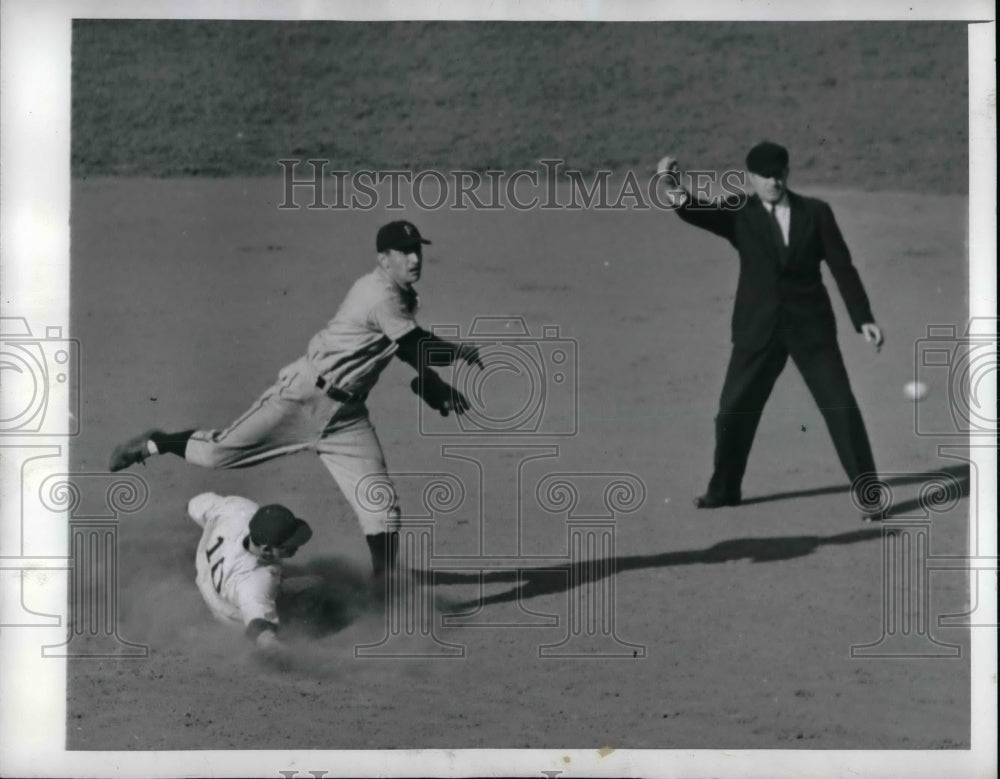 1942 Mickey Owen of Brooklyn Dodgers, William Burich of Phillies - Historic Images