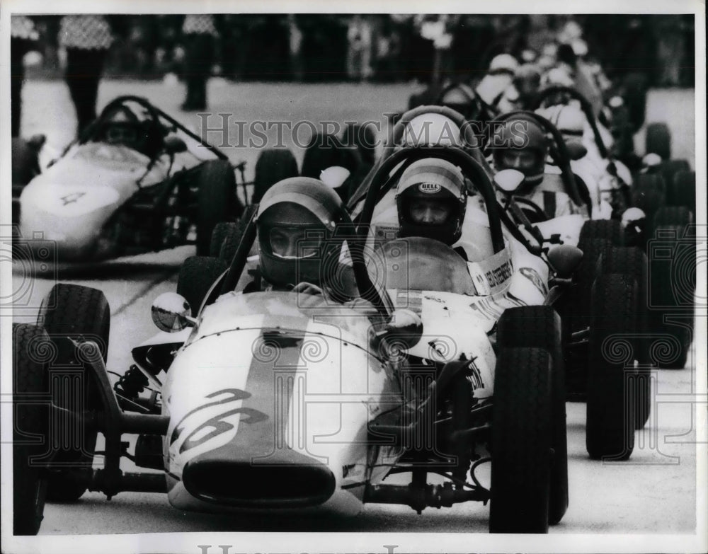 1971 Press Photo Ron Swartsenburg in National Race for Formula V 1300 Cars - Historic Images