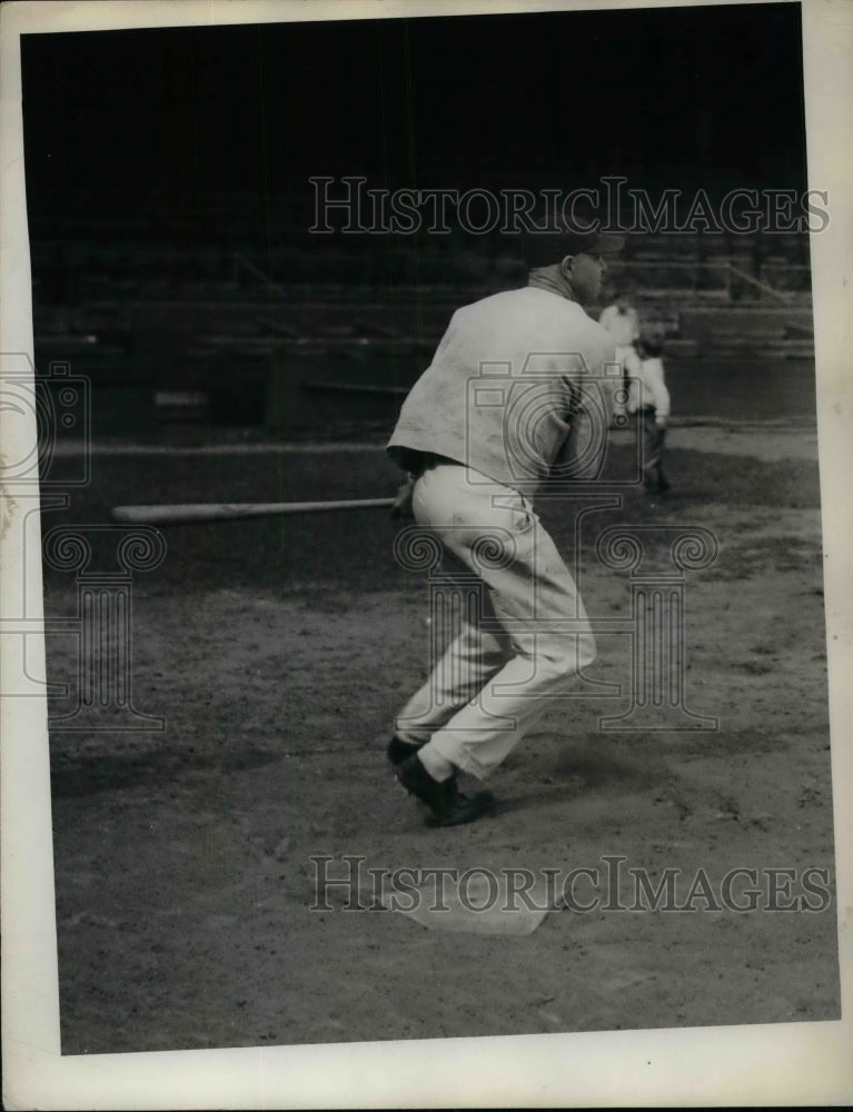 Press Photo Policeman Cornelius Bockhausen Plays Baseball - nea40132 - Historic Images