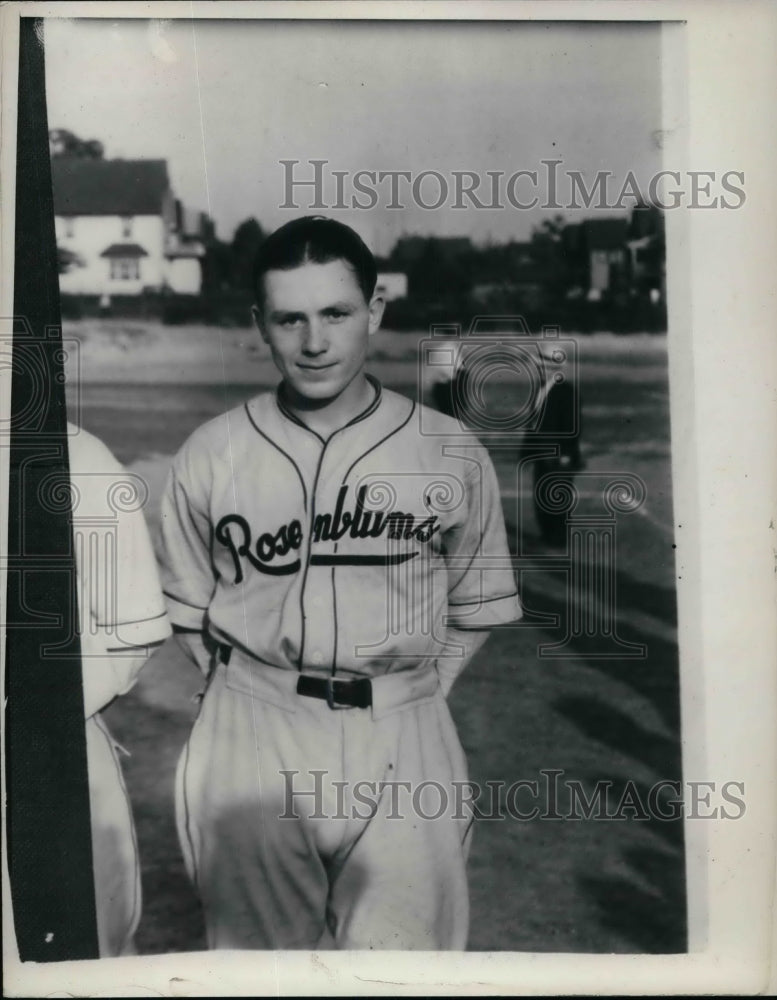 1937 Press Photo Jim Wasdell, Rosenblum's, Washington Senators - nea40171-Historic Images