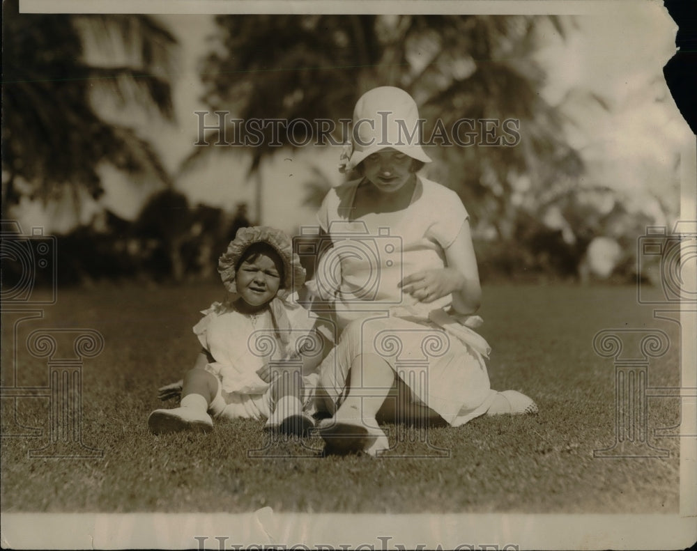 1929 Press Photo Mrs. George (Tex) Richard, widow of sports promoter, in Miami - Historic Images