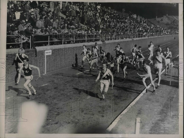 1936 Press Photo Philadelphia Relay Championship Baton-Changing Point ...