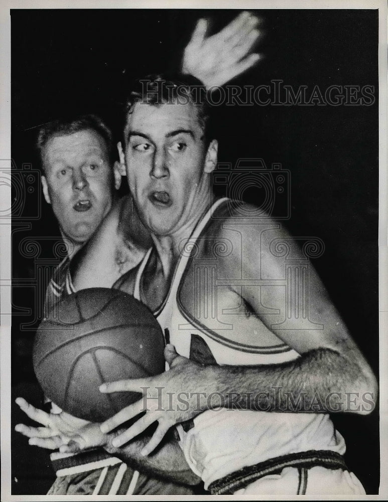 1961 Tom Meschery Philadelphia Warriors Clyde Lovel St Louis Hawks - Historic Images