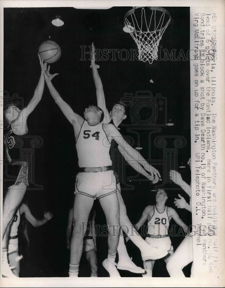 1962 Press Photo Ken Bond of the Washington Panthers tries to block during game. - Historic Images