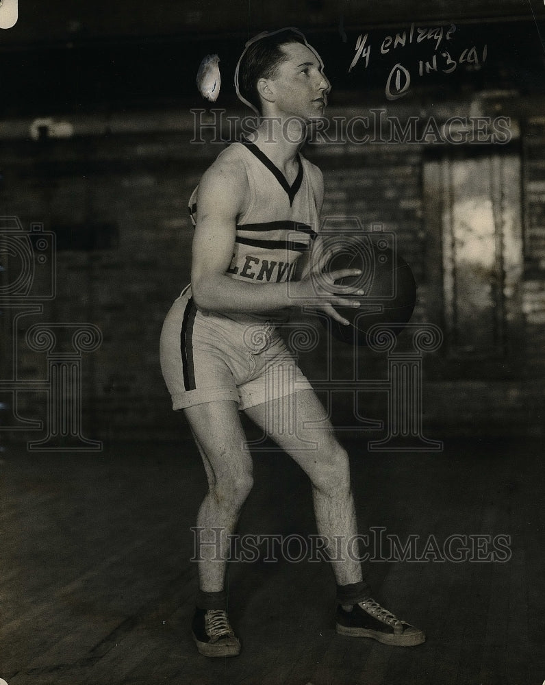 1925 Press Photo Saul Lipkowitz posing for a camera shot. - Historic Images