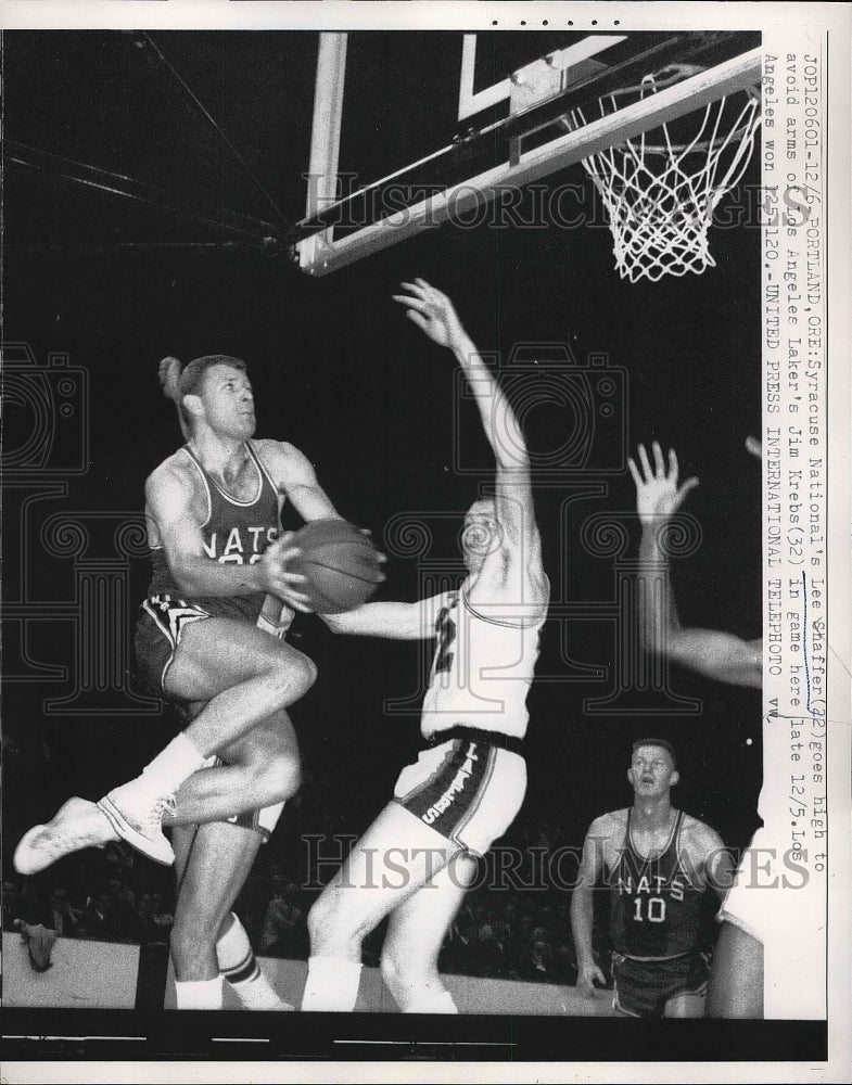 1961 Press Photo Portland Oregon Basketball Player Lee Shaffer During Game - Historic Images