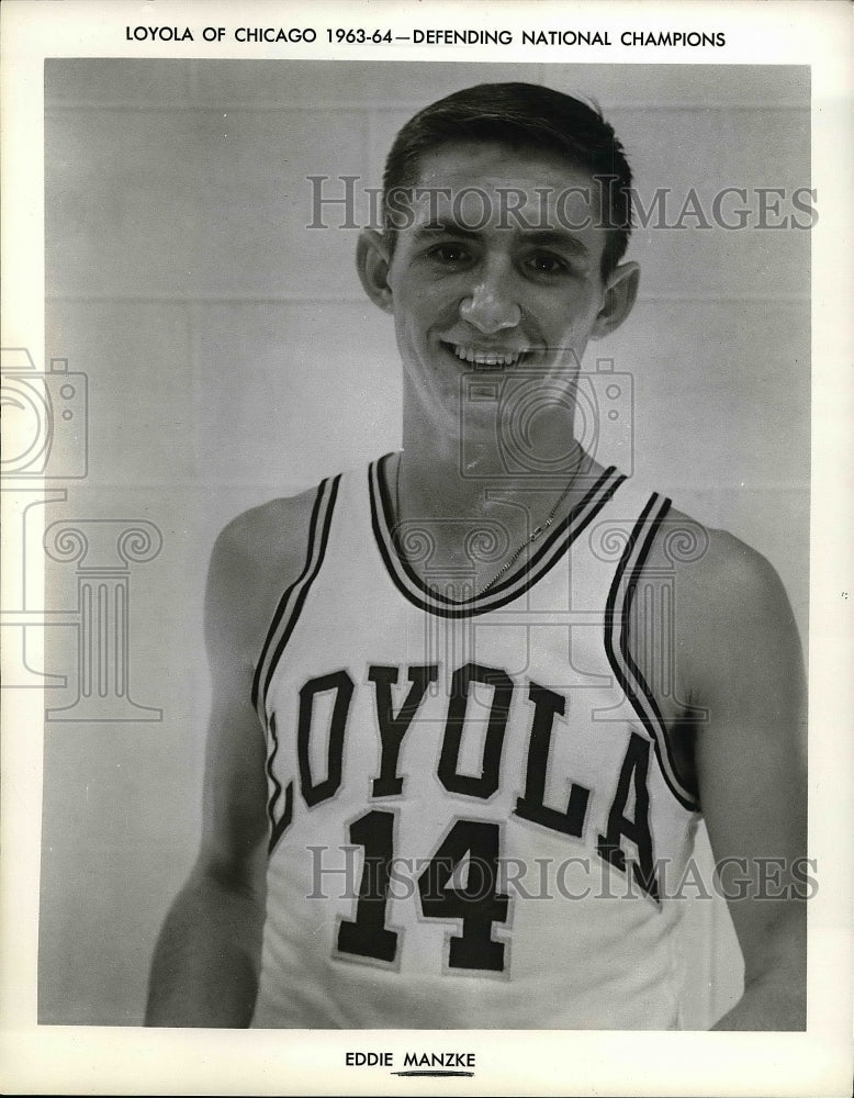 1964 Press Photo Loyola University basketball player Eddie Manzke - Historic Images