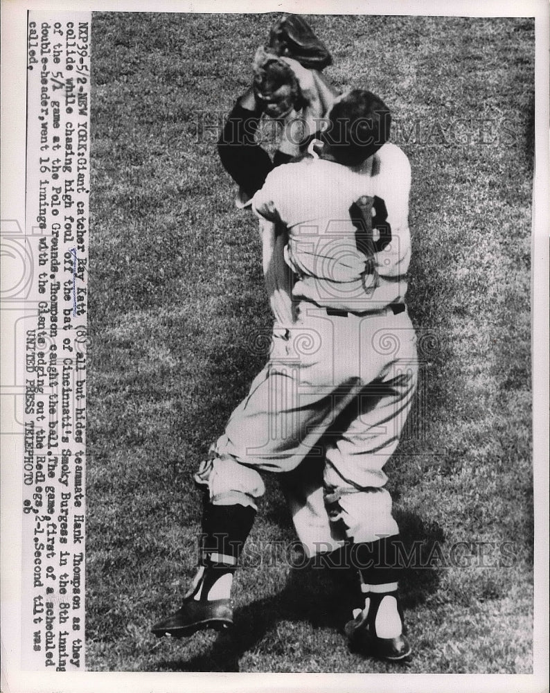 1955 Press Photo Ray Katt and Hank Thompson of Giants Collide - Historic Images