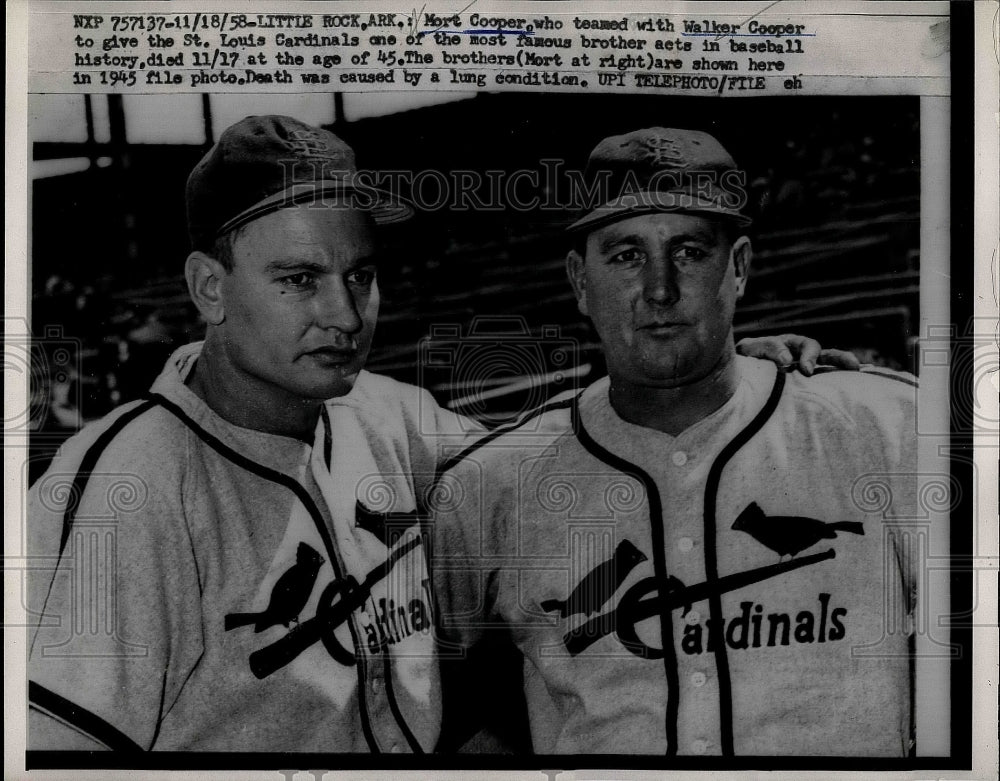 1958 St. Louis Cardinals Mort Cooper &amp; Walker Cooper During Game - Historic Images