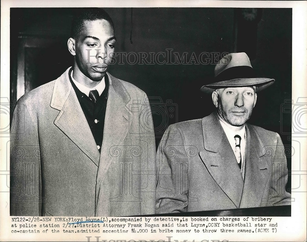 1951 Press Photo Basketball Player Floyd Layne with Bribery Charges in New York - Historic Images