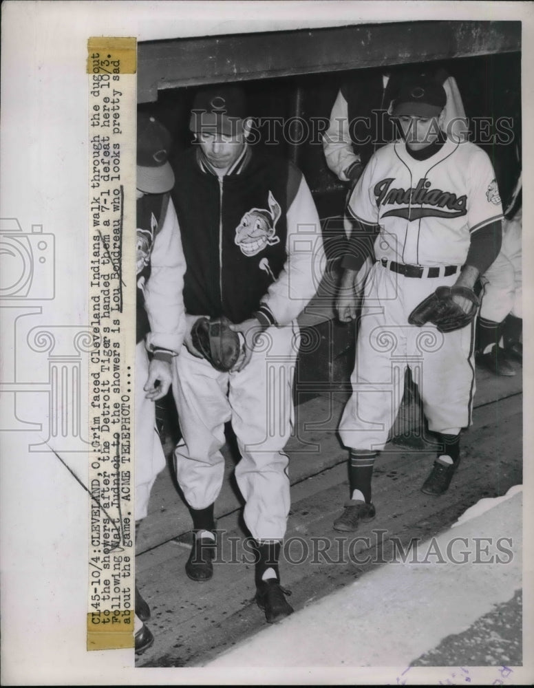 1948 Press Photo Indians Players Leave Dugout After Loss To Tigers - Historic Images