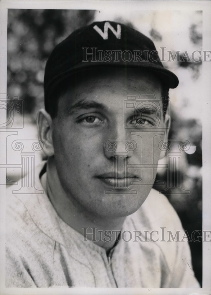 1940 Paul Gehrman Rookie Pitcher Washington Nationals Training Camp - Historic Images