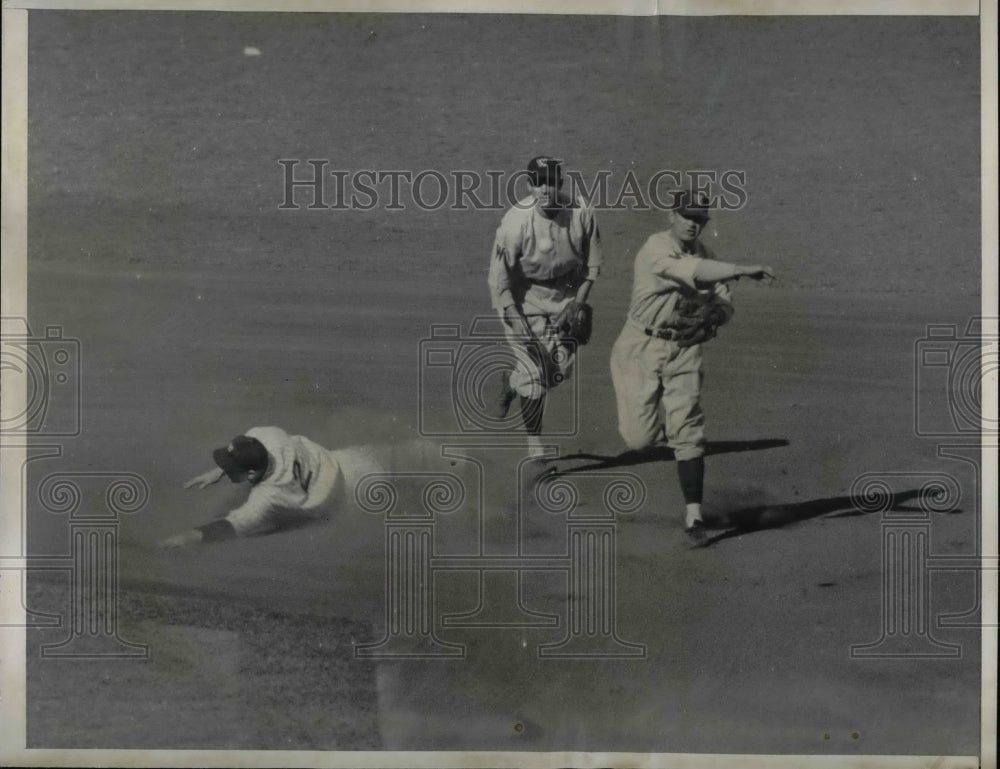 1937 Press Photo Red Rolfe of New York Yankees is Out at Second - Historic Images