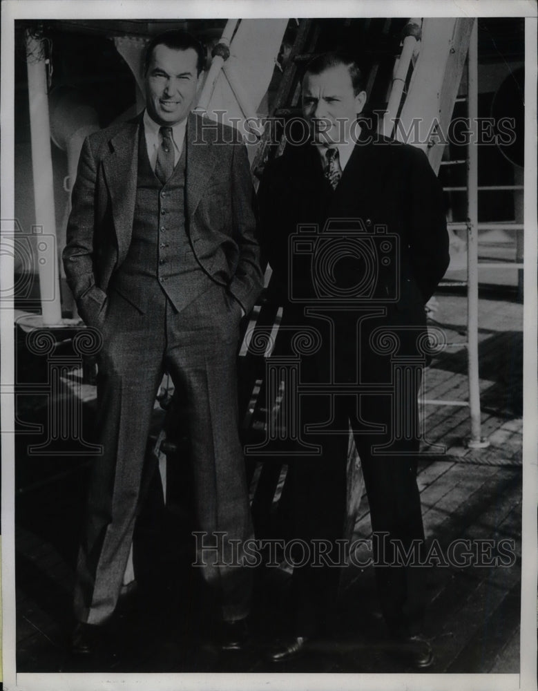 1934 Press Photo George M. Haas James J. Dykes White Sox - nea44846 - Historic Images