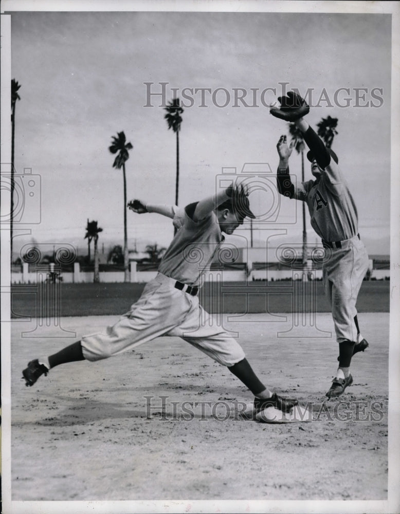 1940 Pitcher Pete Mitchell Ben McCoy Philadelphia Athletics - Historic Images