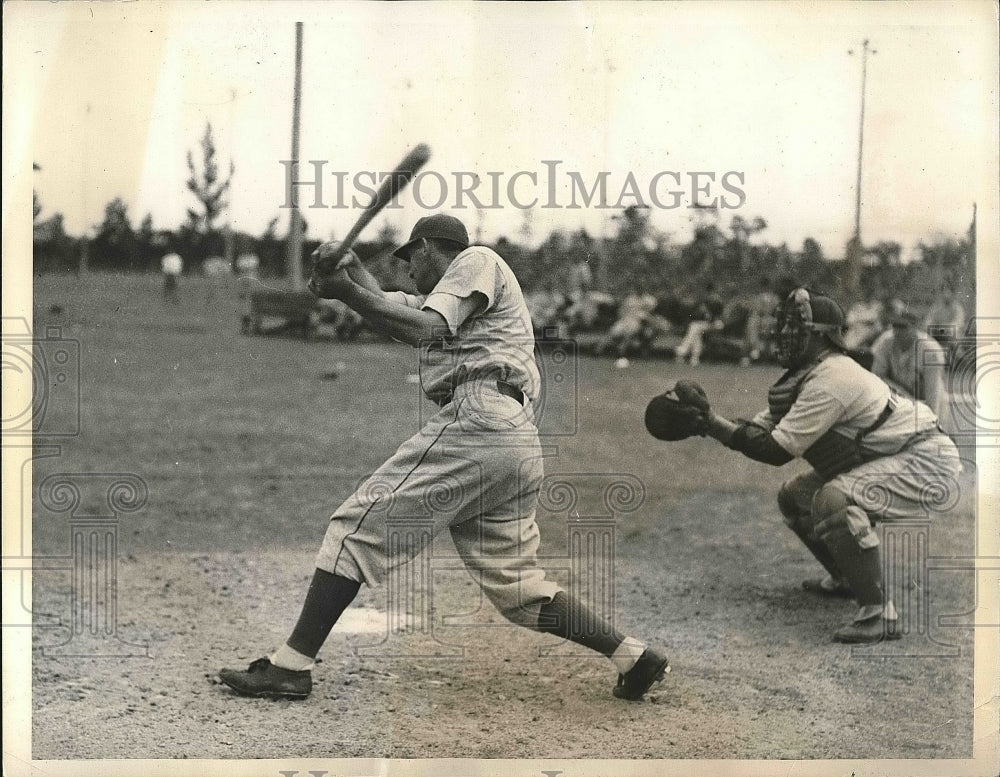 1938 Press Photo George Puccinelli Outfielder Athletics-Historic Images