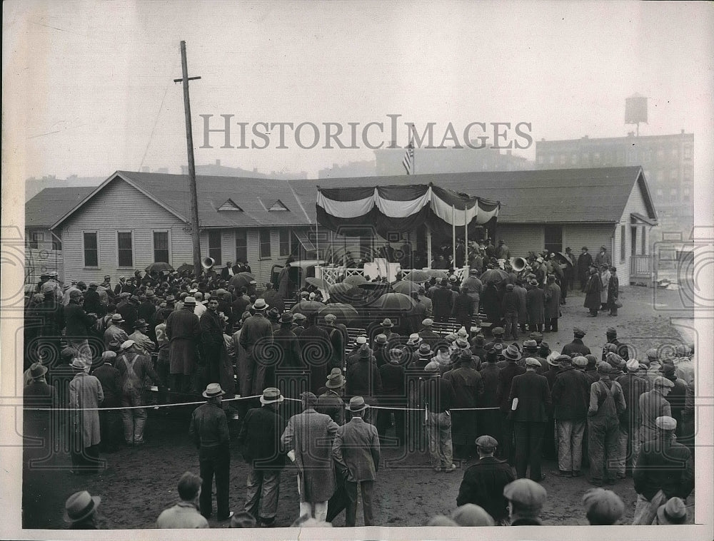 1938 Mayor LaQuardia Lays Corner Stone For Williamsburg Houses In NY - Historic Images