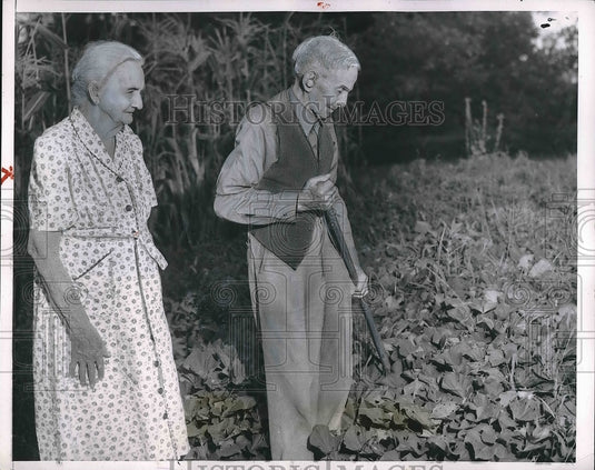 1954 Press Photo Pete Hollenbeck And Wife Eleanor Oldest Couple In Indiana - Historic Images