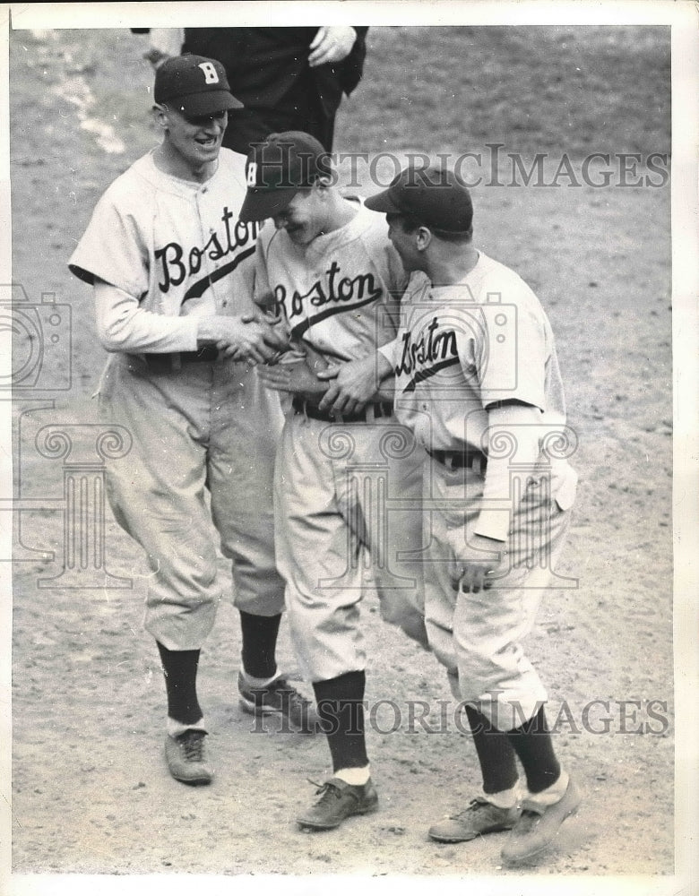 1943 Connie Ryan Infielder Giants Home Run John McCarthy Phil Masi - Historic Images