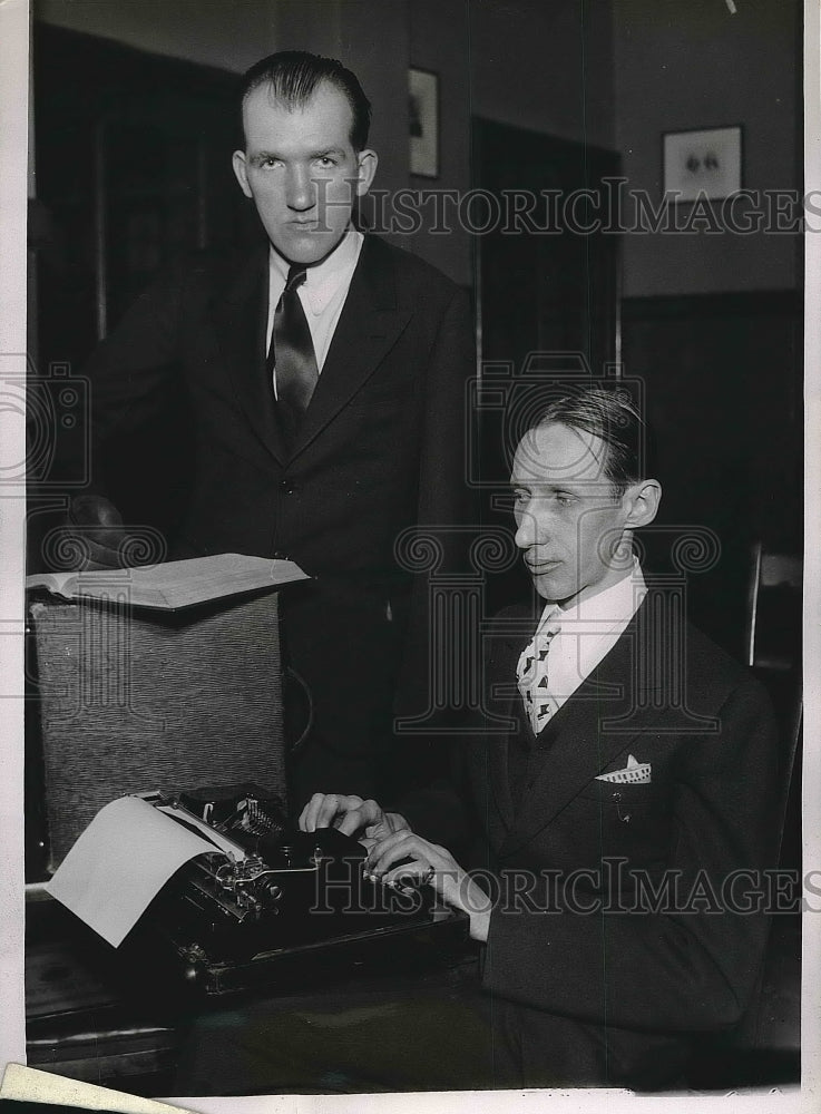 1936 Press Photo Kent College Law Students Stanley A. Kasprzyk &amp; Thomas Howard - Historic Images