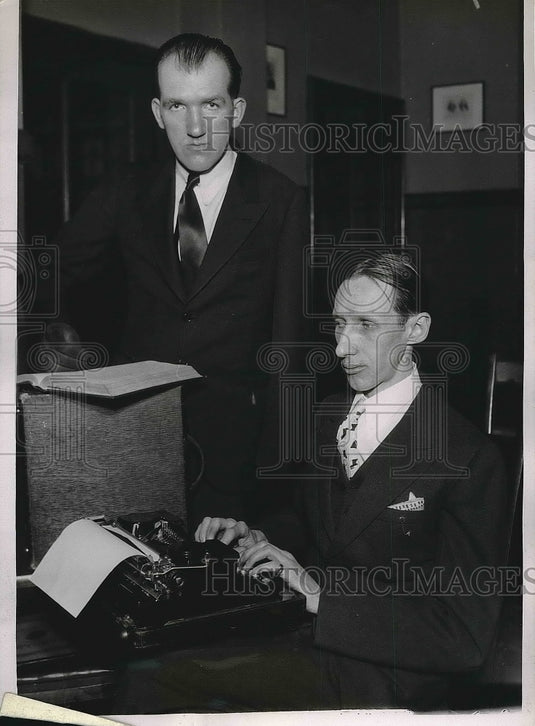 1936 Press Photo Kent College Law Students Stanley A. Kasprzyk & Thomas Howard - Historic Images