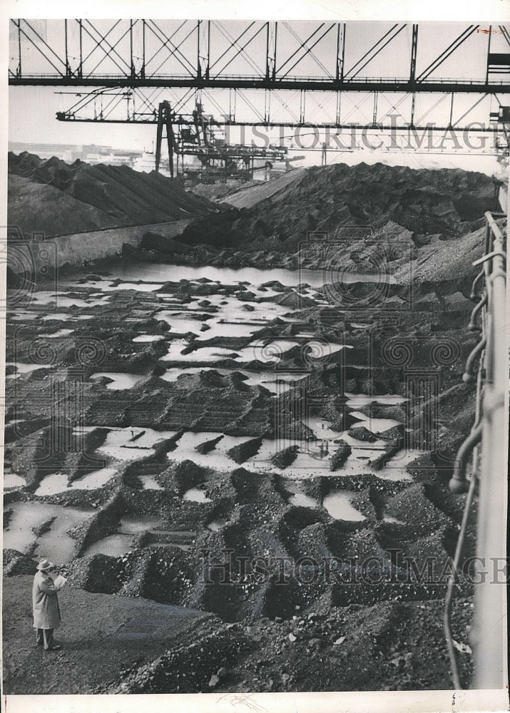 Press Photo View Of Area With Tons Of Coal - nea46152 - Historic Images