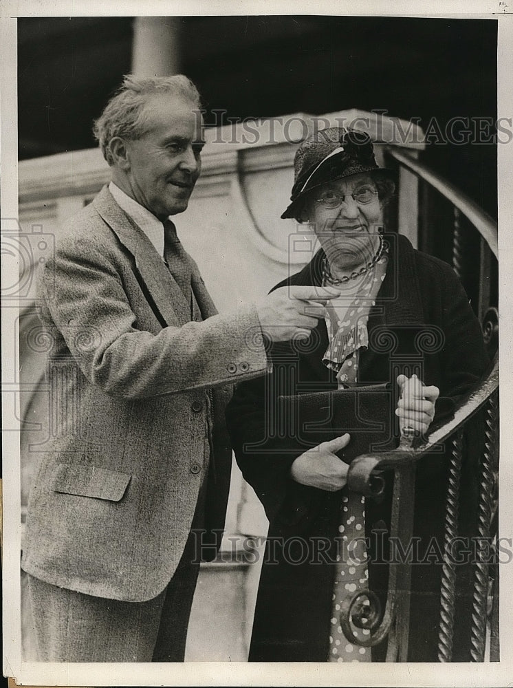 1933 Press Photo Dr. And Mrs. Albert Herre Curator Of Stanford Zoological Museum - Historic Images