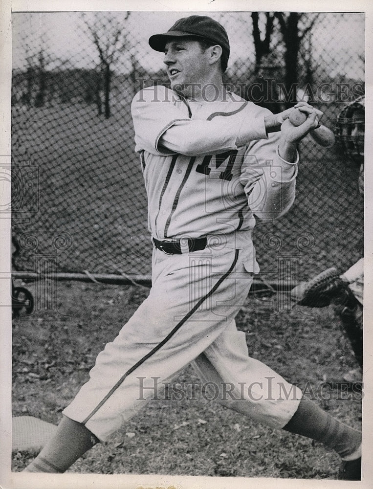1944 Bill Nagel Third Baseman Milwaukee Brewers Traded White Sox MLB - Historic Images