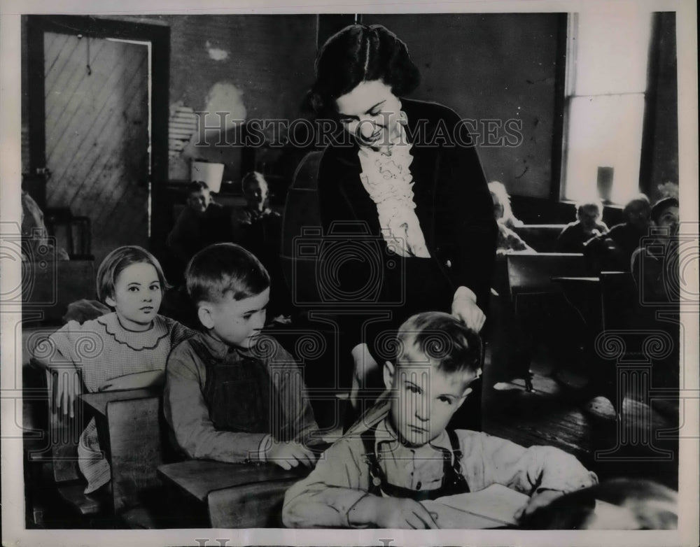 1937 Adams County Ohio School Children - Historic Images