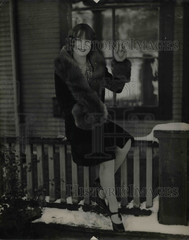1929 Grave Parsons Filed for Divorce at Age 14 - Historic Images