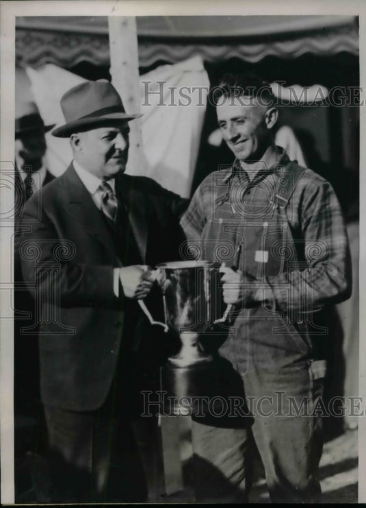 1937 Press Photo Albert Hensler of Howard Co.,Ind & Robert Graham - Historic Images