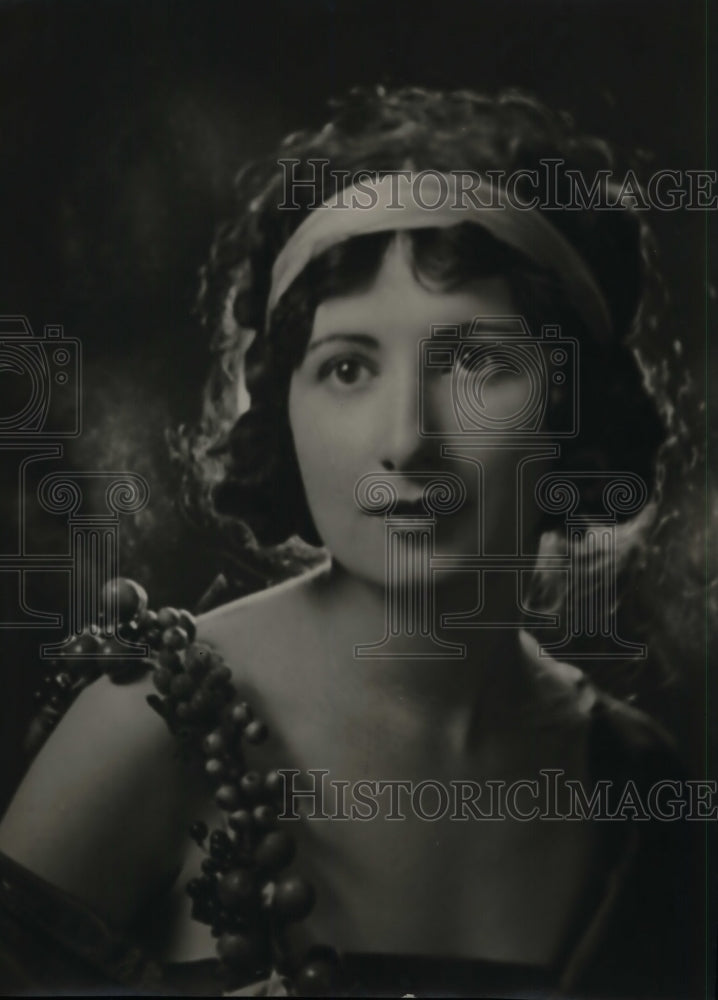 1922 Mary Haun - Historic Images