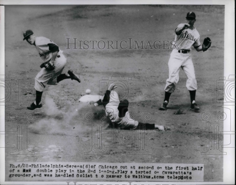 1950 Press Photo Phillies vs Chicago at baseball, Serena out at 2nd base - Historic Images