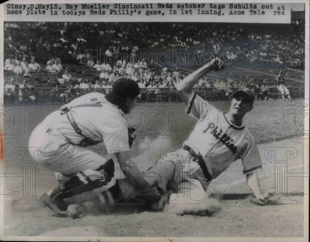 1948 Reds Ray Mueller tags Philly Schultz out at home  - Historic Images
