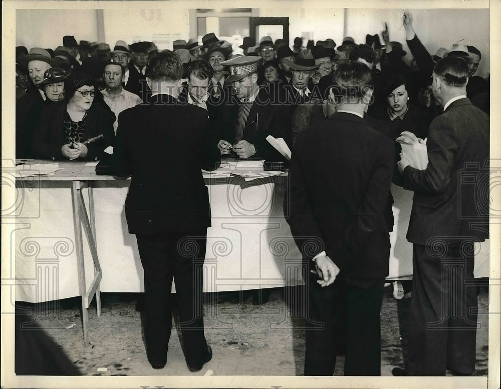 1935 Press Photo Double Gate Chain letter Recirculating club in San Francisco - Historic Images