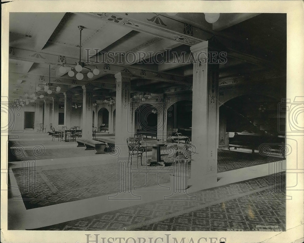 1924 Lounge Room at St Paul Municipal Auditorium - Historic Images