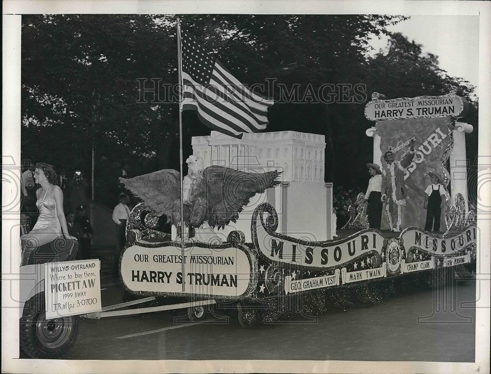 1949 Missouri Float Salutes President Harry Truman - Historic Images