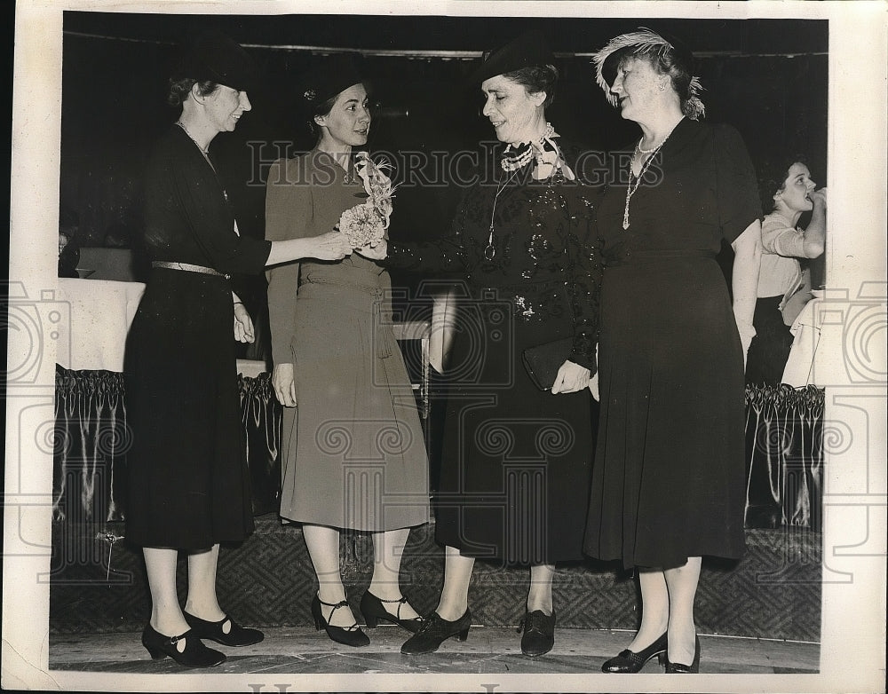 1938 Press Photo Rhoda Milliken,H Swope,Dean V Gildersleeve of Barnard,Duer - Historic Images