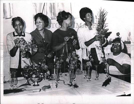 1956 Jeanette Garland, Mary Burns, Barbara White, Louise Singleton, - Historic Images
