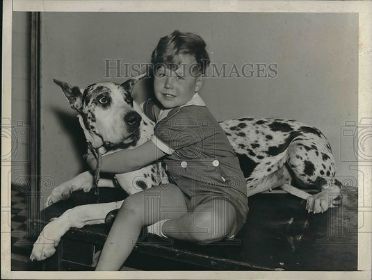 1935 Press Photo Raymond Bishop & his Great Dane at show-Historic Images