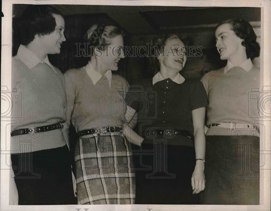 1937 Press Photo Dog Collar Market Betty Brownlee Jane Jones Mabel Coleman Helen - Historic Images