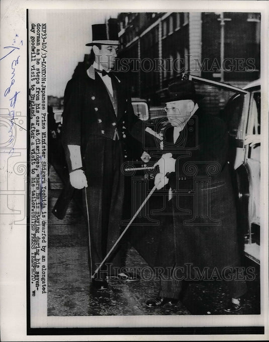 1954 Press Photo Japanese Prime Minister Shigeru Yoshida during his visit to - Historic Images