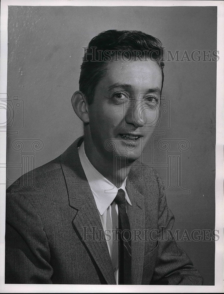 Press Photo Mr. James Dever of UPI. - Historic Images