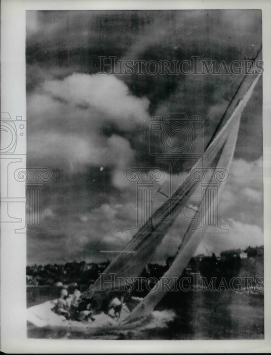 1962 New sloop in Australia for America's Cup race - Historic Images